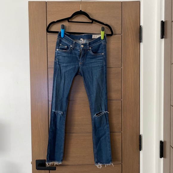 Rag & Bone Distressed Boyfriend Jeans size 25 - Picture 1 of 6